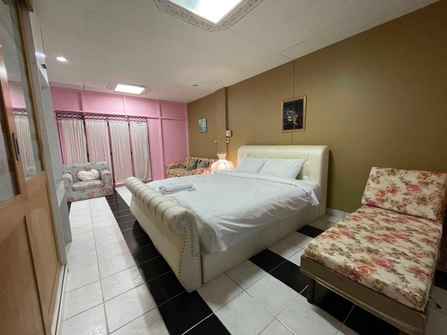 Oyo 75486 Anna Residence Jomtien Eksteriør billede