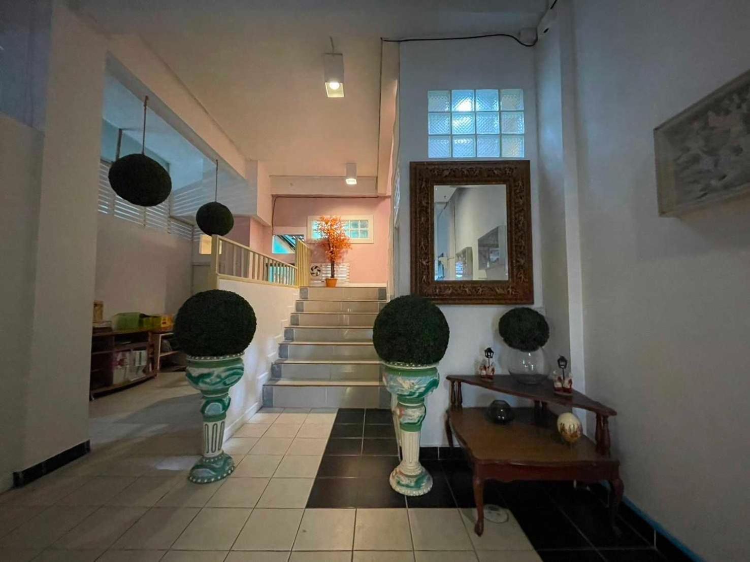 Oyo 75486 Anna Residence Jomtien Eksteriør billede
