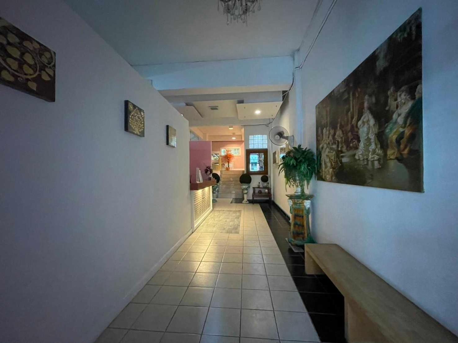 Oyo 75486 Anna Residence Jomtien Eksteriør billede