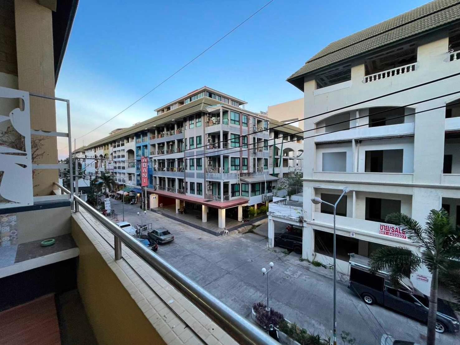 Oyo 75486 Anna Residence Jomtien Eksteriør billede