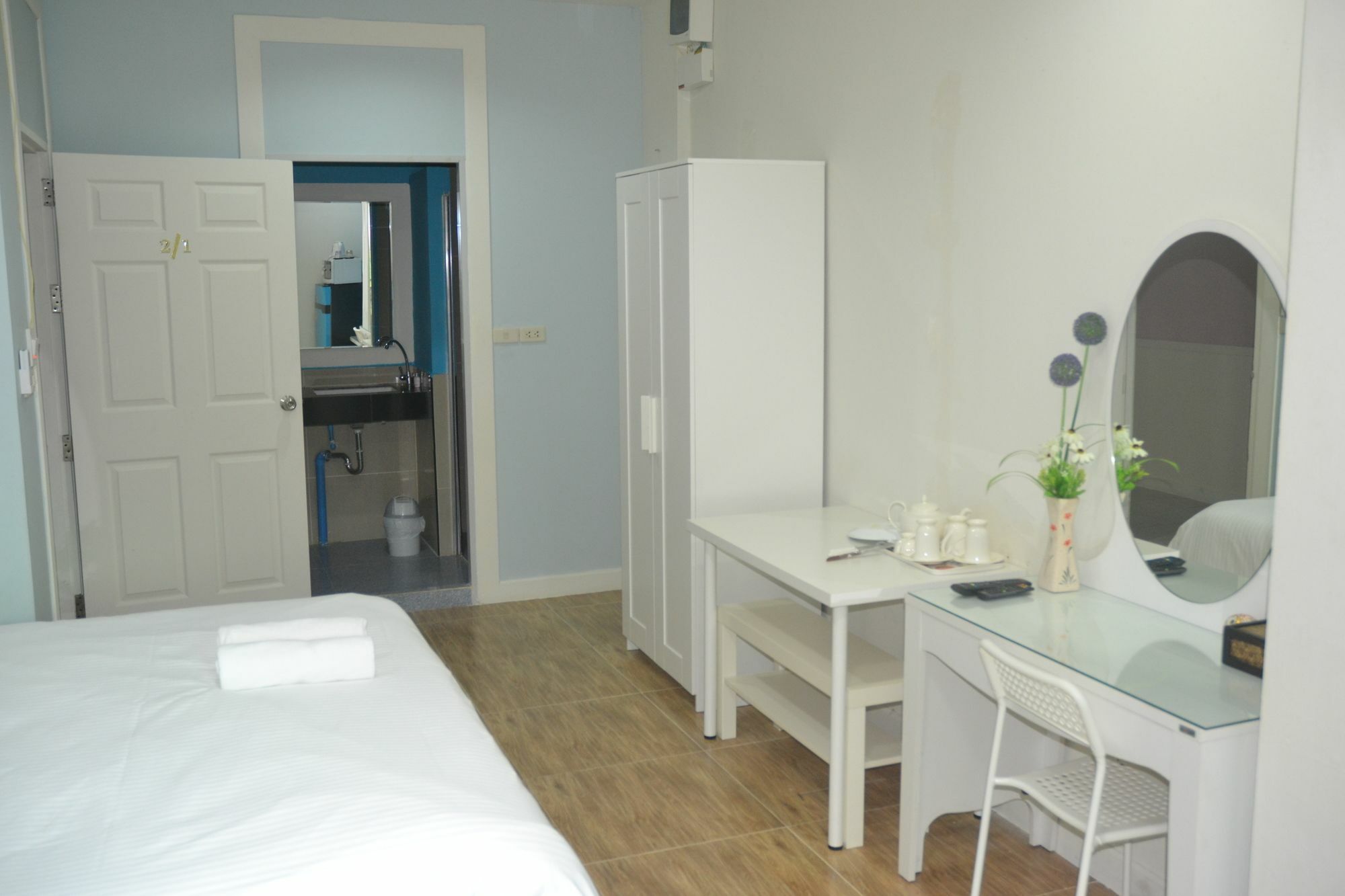Oyo 75486 Anna Residence Jomtien Eksteriør billede